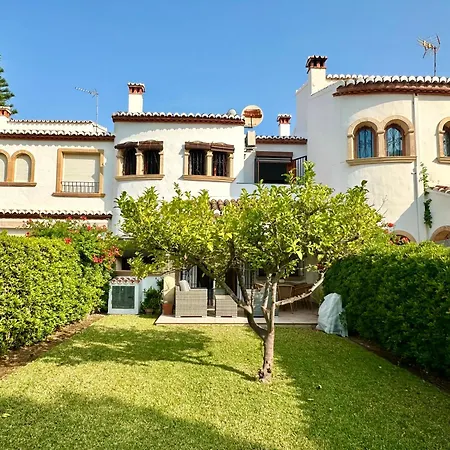 Villa 3 Bedroom House Near The In Javea Platja de Larenal
