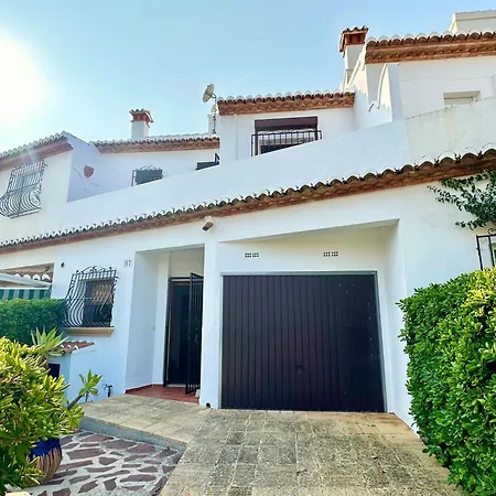 3 Bedroom House Near The In Javea 빌라