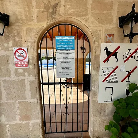3 Bedroom House Near The In Javea 빌라 *