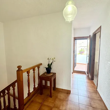 3 Bedroom House Near The In Javea * Platja de Larenal