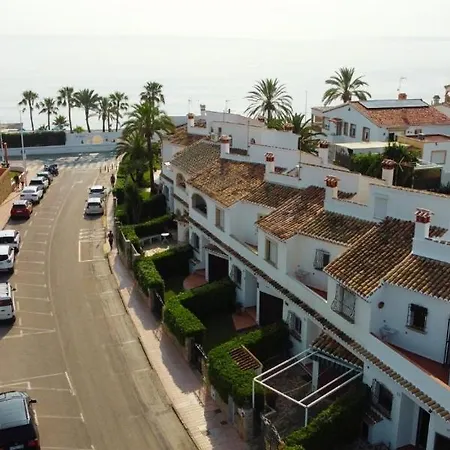 빌라 3 Bedroom House Near The In Javea